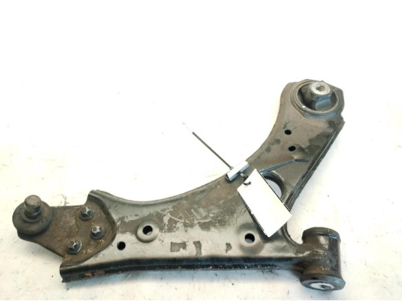 0000052011612  BRAZO SUSPENSION DEL DER INF FIAT TIPO Fastback (357_)|Desguaces La Cabaña