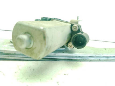 3N0324G ELEVALUNAS PUERTA LAT DEL IZQ DACIA DUSTER|Desguaces La Cabaña