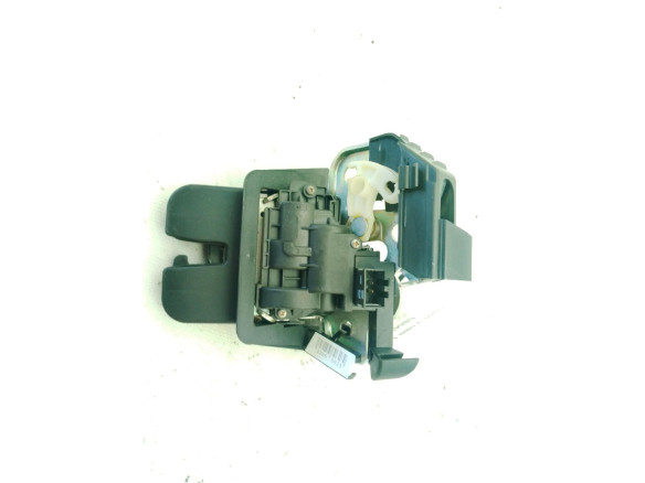 8R0827505A  CERRADURA PORTON / TAPA MALETA AUDI A4 Avant (8K5, B8)|Desguaces La Cabaña