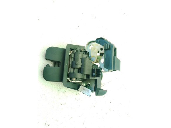 8R0827505A  CERRADURA PORTON / TAPA MALETA AUDI A4 Avant (8K5, B8)|Desguaces La Cabaña