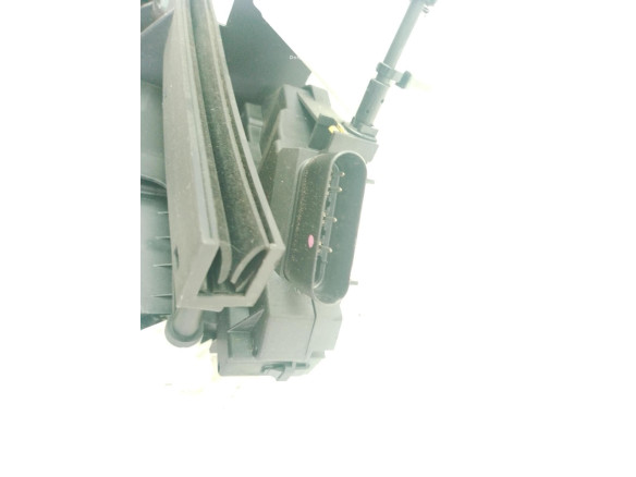 921760107 CERRADURA PUERTA LAT DEL DER FORD TRANSIT COURIER Furgón|Desguaces La Cabaña