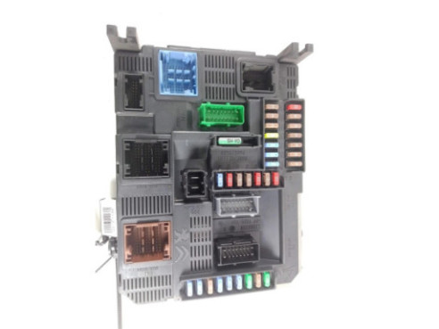 CAJA FUSIBLES INTERIOR (BSI)|Desguaces La Cabaña 2