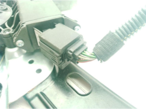 20952452 ELEVALUNAS PUERTA LAT DEL IZQ OPEL INSIGNIA A (G09)|Desguaces La Cabaña
