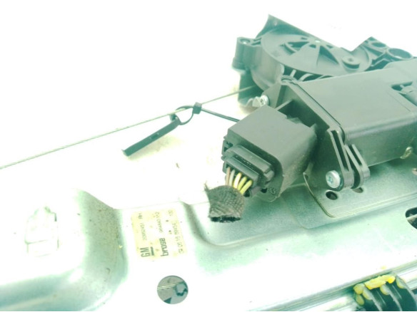 20952451 ELEVALUNAS PUERTA LAT TRA DER OPEL INSIGNIA A (G09)|Desguaces La Cabaña