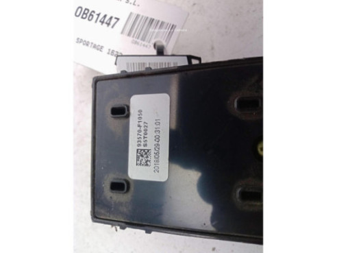 93570F1050 MANDO ELEVALUNAS PUERTA LAT DEL IZQ KIA SPORTAGE (QL)|Desguaces La Cabaña