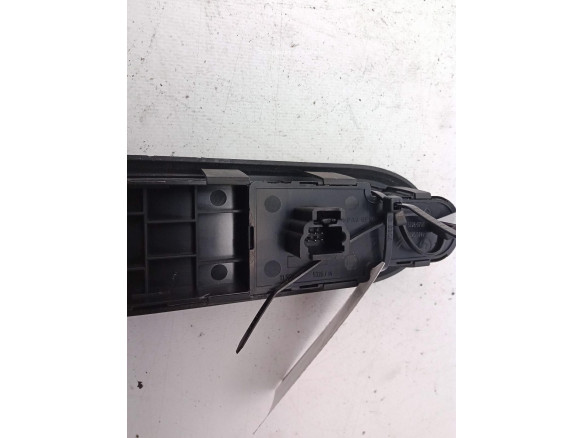 MANDO ELEVALUNAS PUERTA LAT DEL IZQ PEUGEOT 407 (6D_)|Desguaces La Cabaña