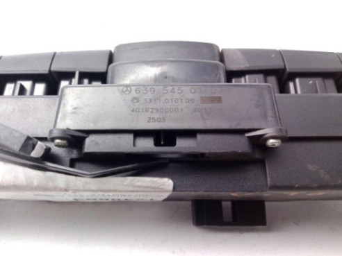 6395450107 INTERRUPTOR WARNING MERCEDES BENZ VITO / MIXTO Furgón (W639)|Desguaces La Cabaña