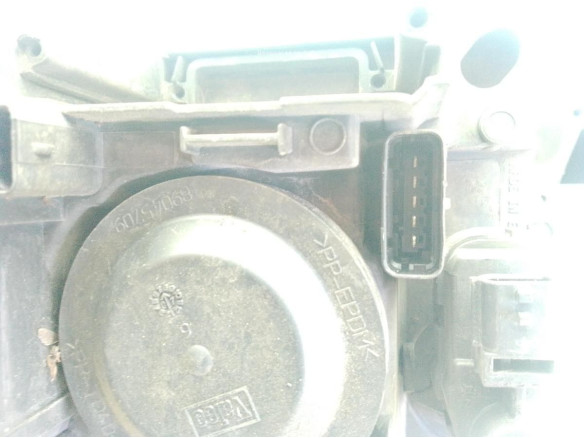 8200394704 FARO DERECHO RENAULT ESPACE IV (JK0/1_)|Desguaces La Cabaña