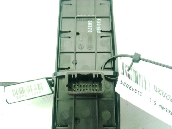 809610007R MANDO ELEVALUNAS PUERTA LAT DEL IZQ RENAULT LAGUNA III (BT0/1)|Desguaces La Cabaña