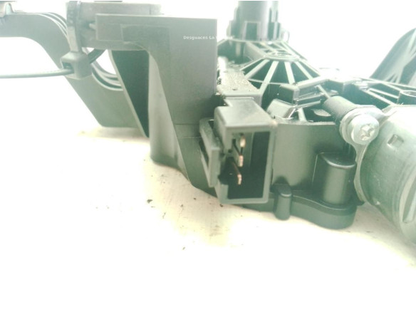 13443959 MOTOR LIMPIAPARABRISAS TRA OPEL CORSA E (X15)|Desguaces La Cabaña