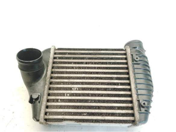 8F0145805AC INTERCOOLER IZQUIERDO AUDI A6 (4F2, C6)|Desguaces La Cabaña