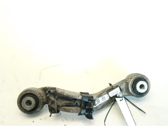 33326782136 BRAZO SUSPENSION TRA DER SUP BMW 5 (F10)|Desguaces La Cabaña