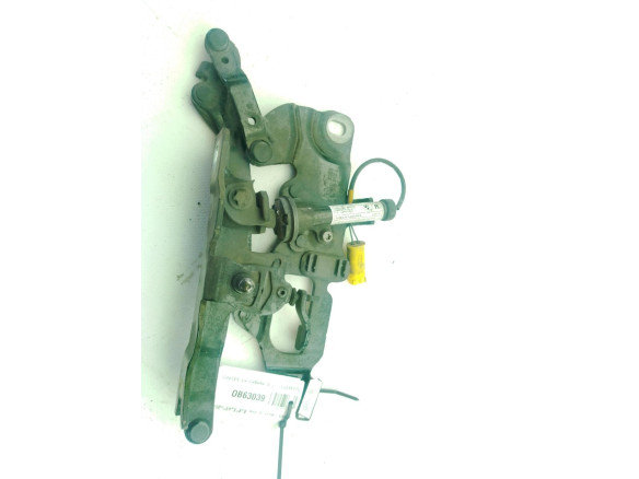 724988809 BISAGRA CAPO DER BMW 5 (F10)|Desguaces La Cabaña