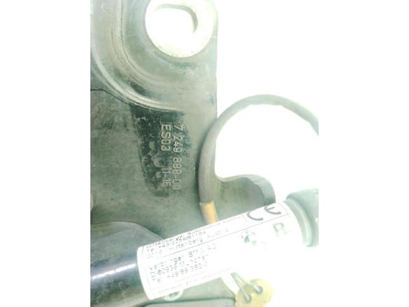 724988809 BISAGRA CAPO DER BMW 5 (F10)|Desguaces La Cabaña