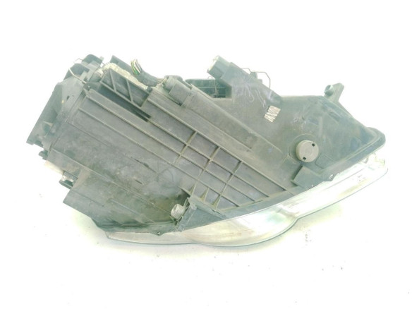 89315540 FARO IZQUIERDO VW PASSAT (3C2)|Desguaces La Cabaña