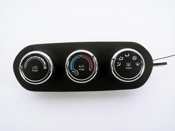 07356461040 MANDO CLIMA JEEP RENEGADE Todo terreno, cerrada (BU) |Desguaces La Cabaña