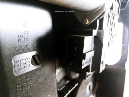 ELEVALUNAS PUERTA LAT TRA IZQ MERCEDES BENZ CLASE C T-Model (S205) |Desguaces La Cabaña