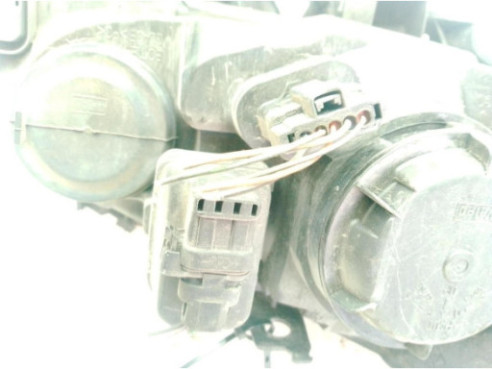 260604235R FARO IZQUIERDO RENAULT MEGANE II Sedán (LM0/1_)|Desguaces La Cabaña