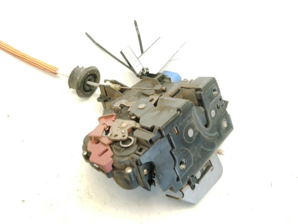 4E1837015 CERRADURA PUERTA LAT DEL IZQ AUDI A3 (8P1)|Desguaces La Cabaña