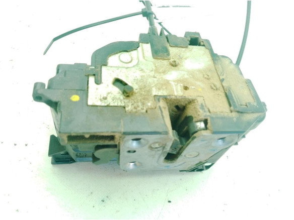 8209542366 CERRADURA PUERTA LAT TRA DER MERCEDES BENZ CITAN Combi (415)|Desguaces La Cabaña