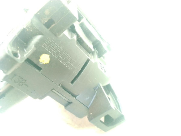 8209542366 CERRADURA PUERTA LAT TRA DER MERCEDES BENZ CITAN Combi (415)|Desguaces La Cabaña