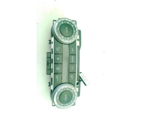 2048305790 MANDO CLIMA MERCEDES BENZ CLASE C (W204)|Desguaces La Cabaña