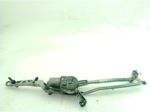 A2048201040 MOTOR LIMPIAPARABRISAS DEL MERCEDES BENZ CLASE C (W204)|Desguaces La Cabaña