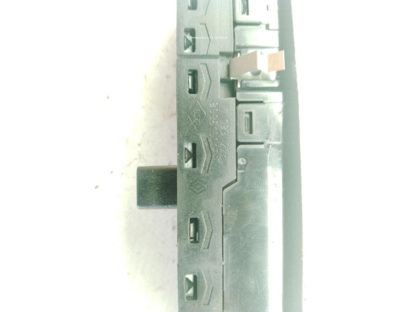 MANDO ELEVALUNAS PUERTA LAT DEL IZQ RENAULT MEGANE III Fastback (BZ0_)|Desguaces La Cabaña