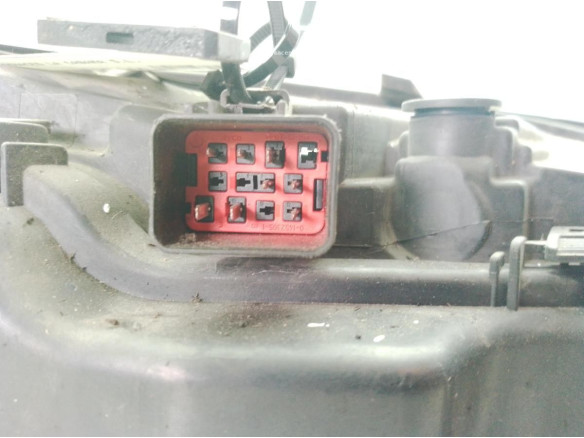 31214351 FARO IZQUIERDO VOLVO XC70 II (136)|Desguaces La Cabaña