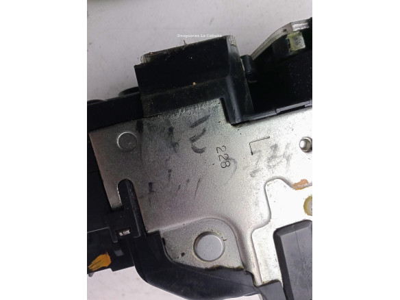 CERRADURA PUERTA LAT DEL IZQ NISSAN JUKE (F15)|Desguaces La Cabaña