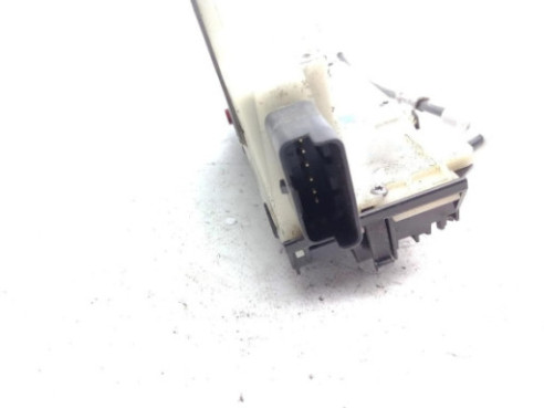 CERRADURA PUERTA LAT TRA IZQ PEUGEOT 208|Desguaces La Cabaña