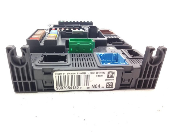 9807054180 CAJA FUSIBLES INTERIOR (BSI) PEUGEOT 308 II|Desguaces La Cabaña