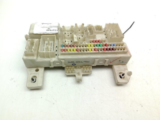 CAJA FUSIBLES INTERIOR (BSI)|Desguaces La Cabaña