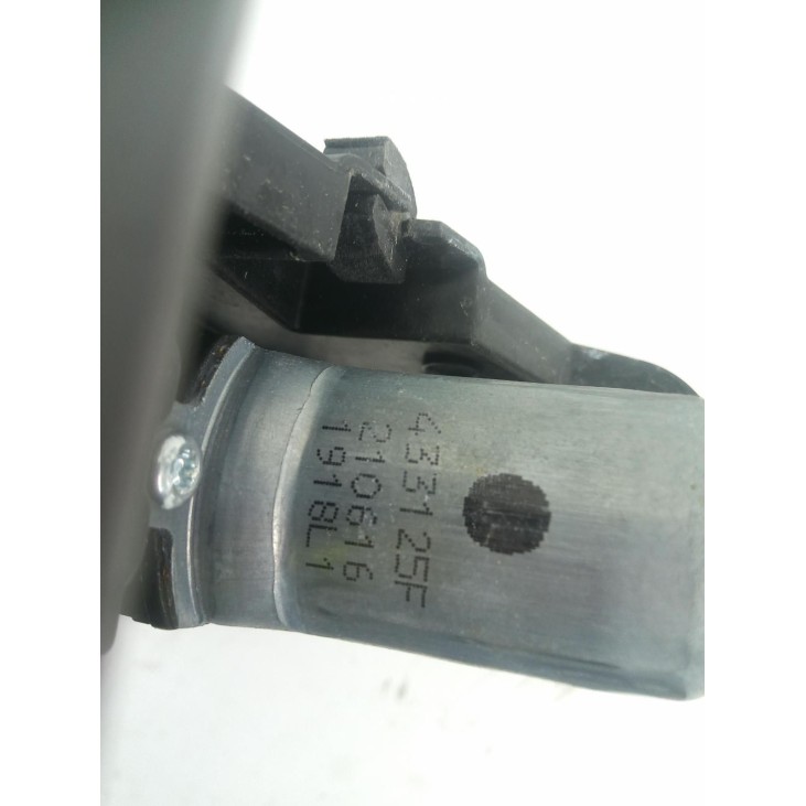 ELEVALUNAS PUERTA LAT DEL IZQ PEUGEOT 208 II (UB_, UP_, UW_) |Desguaces La Cabaña