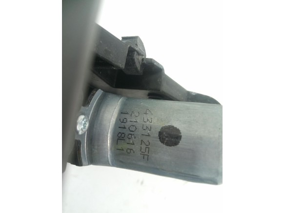 ELEVALUNAS PUERTA LAT DEL IZQ PEUGEOT 208 II (UB_, UP_, UW_) |Desguaces La Cabaña
