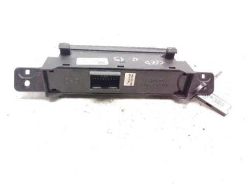 INTERRUPTOR BLOQUEO PUERTAS KIA CEE'D (JD)|Desguaces La Cabaña