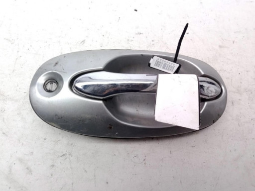 01043920120 MANILLA PUERTA LAT DEL IZQ EXT VOLVO FH II|Desguaces La Cabaña