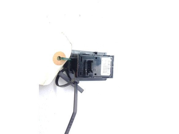 924194901 MANDO ELEVALUNAS PUERTA LAT DEL DER BMW 5 (F10)|Desguaces La Cabaña