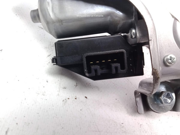 MOTOR LIMPIAPARABRISAS TRA TOYOTA AURIS (_E18_)|Desguaces La Cabaña