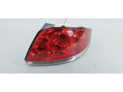 PILOTO TRASERO DERECHO|Desguaces La Cabaña 2