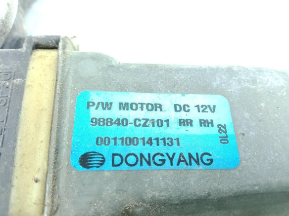 98840CZ101 ELEVALUNAS PUERTA LAT TRA DER SSANGYONG KORANDO (CK) |Desguaces La Cabaña