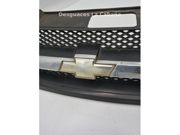 REJILLA / CALANDRA CHEVROLET LACETTI (J200)|Desguaces La Cabaña