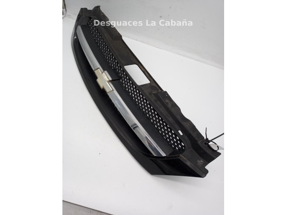 REJILLA / CALANDRA CHEVROLET LACETTI (J200)|Desguaces La Cabaña