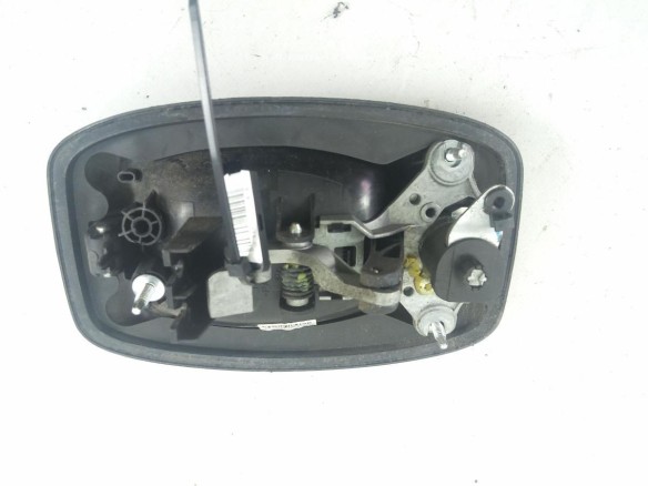 MANILLA PUERTA LAT DEL IZQ EXT IVECO DAILY VI Furgón |Desguaces La Cabaña