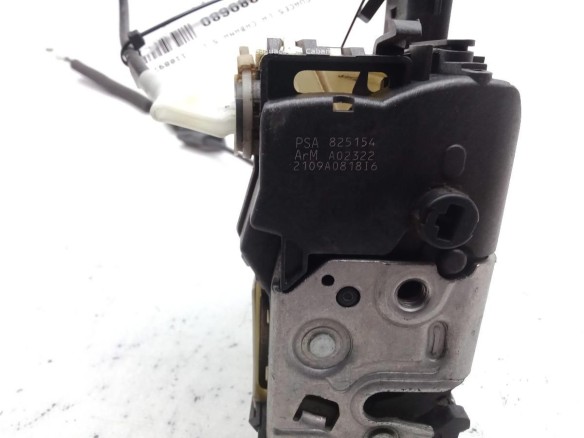 825154 CERRADURA PUERTA LAT DEL DER PEUGEOT 3008 Limusina (0U_) |Desguaces La Cabaña