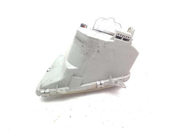 FARO DERECHO MERCEDES BENZ VITO Furgón (638)|Desguaces La Cabaña