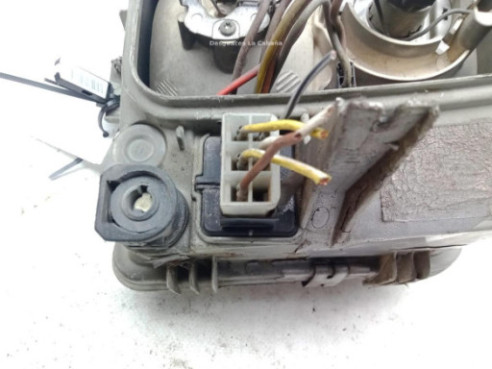 FARO IZQUIERDO MERCEDES BENZ VITO Furgón (638)|Desguaces La Cabaña