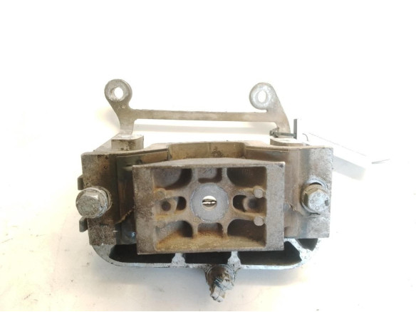 SOPORTE MOTOR IZQ RENAULT MASTER III Furgón (FV)|Desguaces La Cabaña