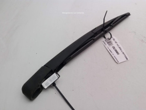 BRAZO LIMPIAPARABRISAS TRA PORTÓN OPEL ASTRA J (P10)|Desguaces La Cabaña