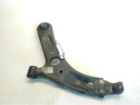 54500A2600  BRAZO SUSPENSION DEL IZQ INF KIA CEE'D (JD)|Desguaces La Cabaña